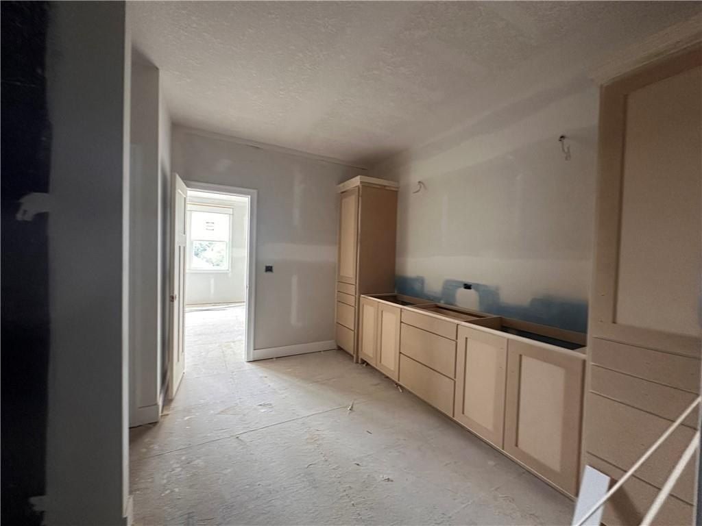 2316 Larkspur Lane. Kearney, MO 64060