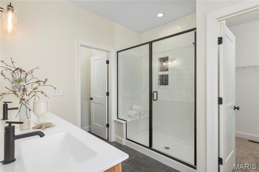 729 Norwich Drive. Saint Charles, MO 63301