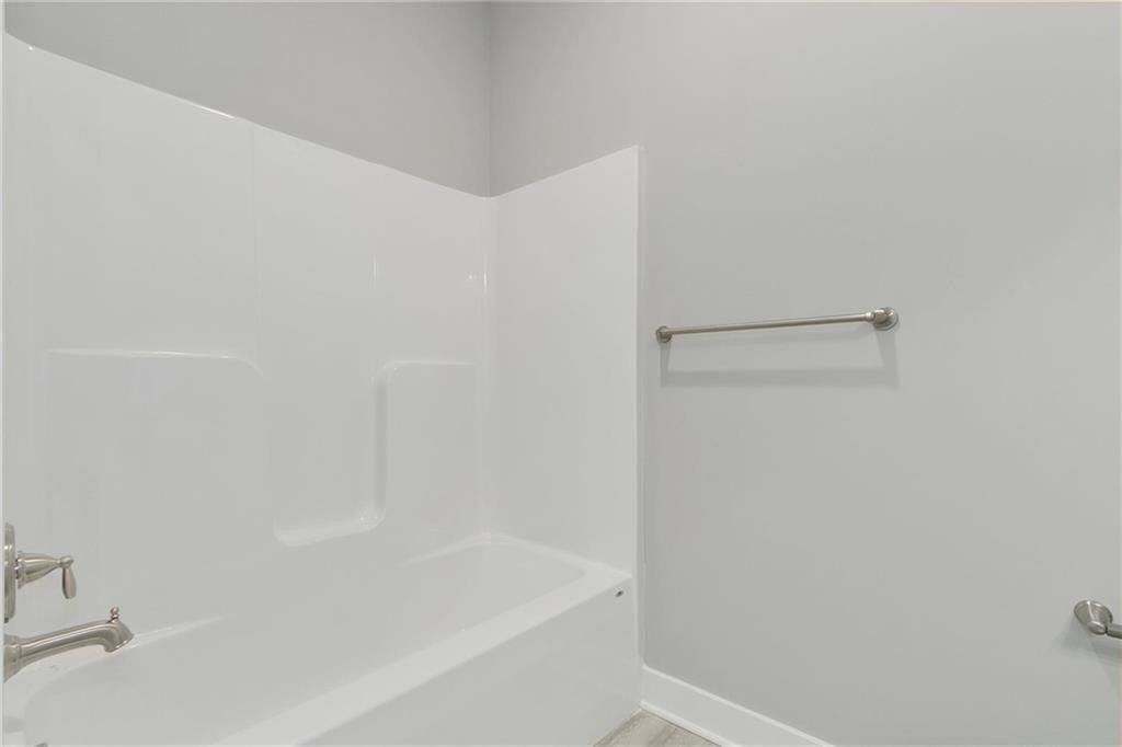 3720 Ne 90Th Street. Kansas City, MO 64156