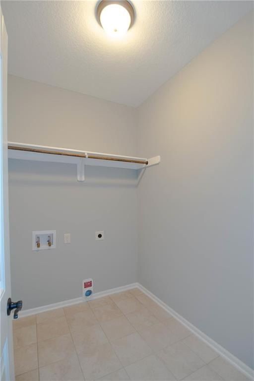 3712 Ne 90Th Street. Kansas City, MO 64156