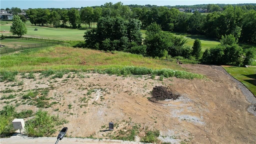 8543 N Mckinley Avenue. Kansas City, MO 64157