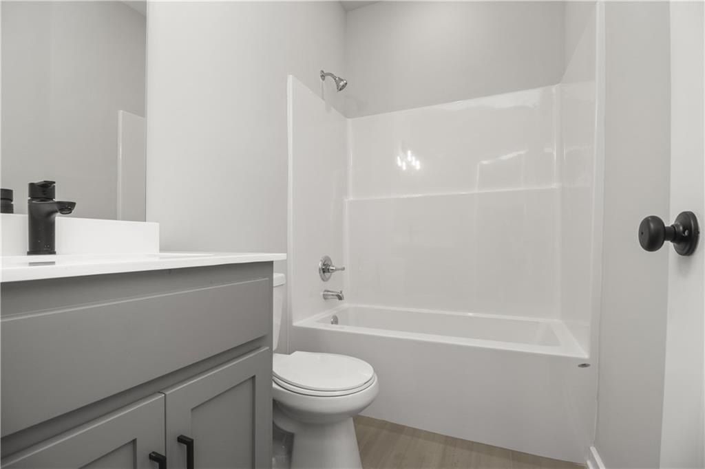 4113 Se Adams Drive. Blue Springs, MO 64014