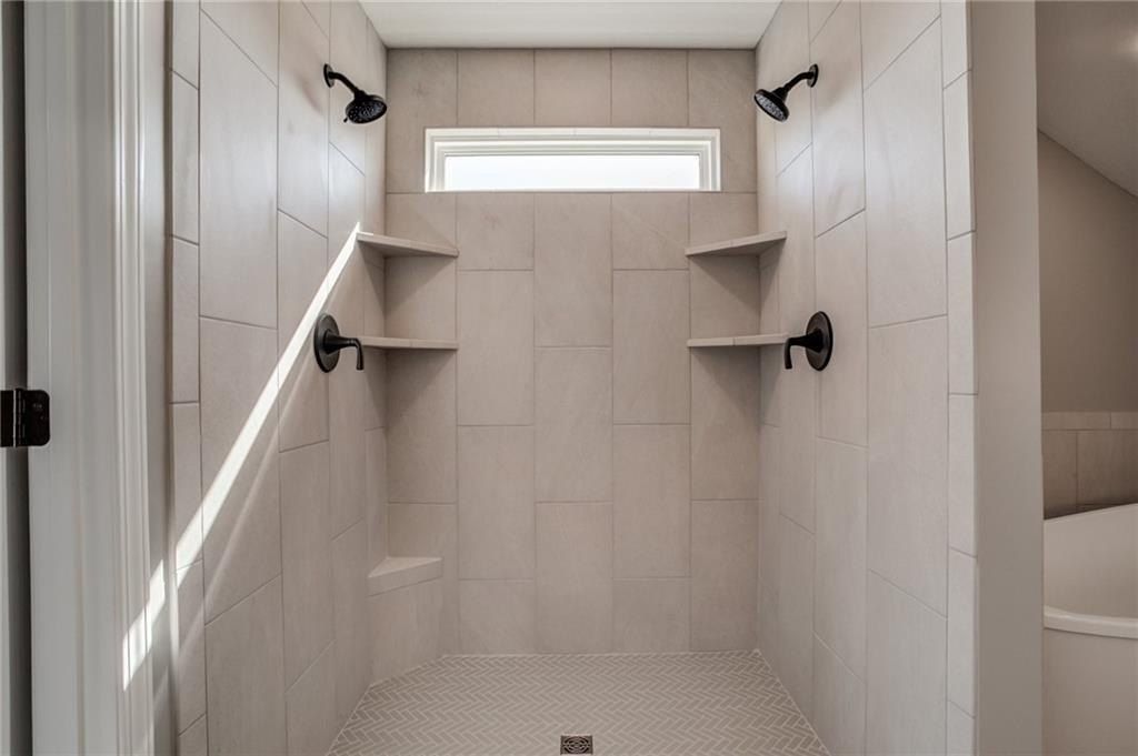 1984 Longview Drive. Liberty, MO 64068