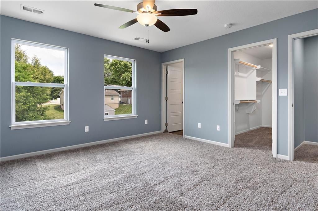 11218 N Oak Trafficway. Kansas City, MO 64155