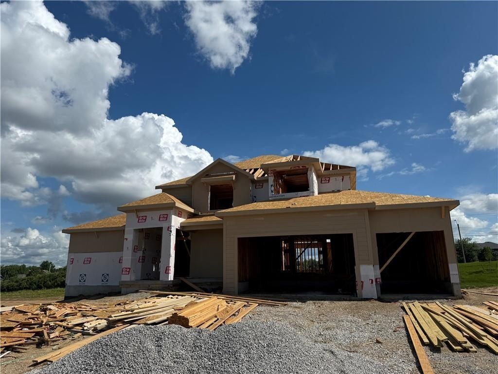 8325 Ne 76Th Terrace. Kansas City, MO 64158