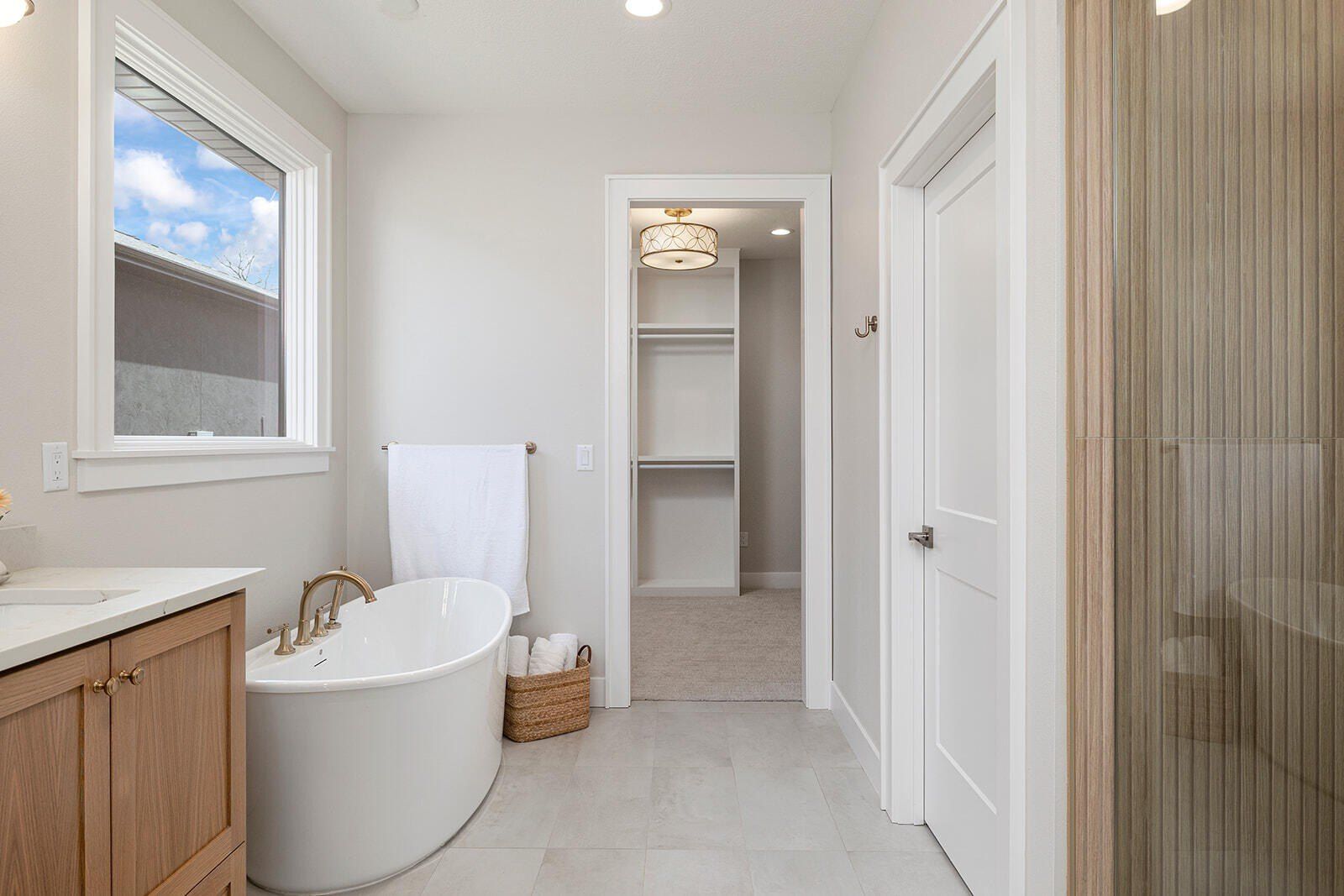 4133 E Vintage Point Drive. Rogersville, MO 65742