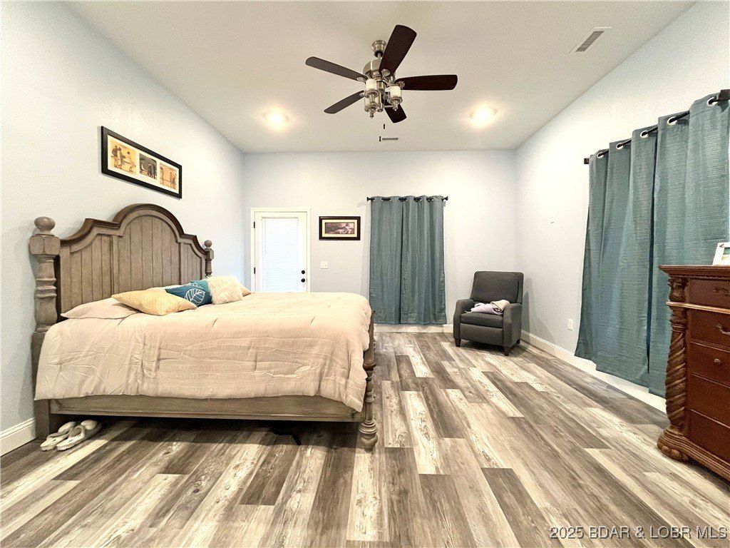 26450 Eaglepoint Road Unit 70 Lakefront. Barnett, MO 65011