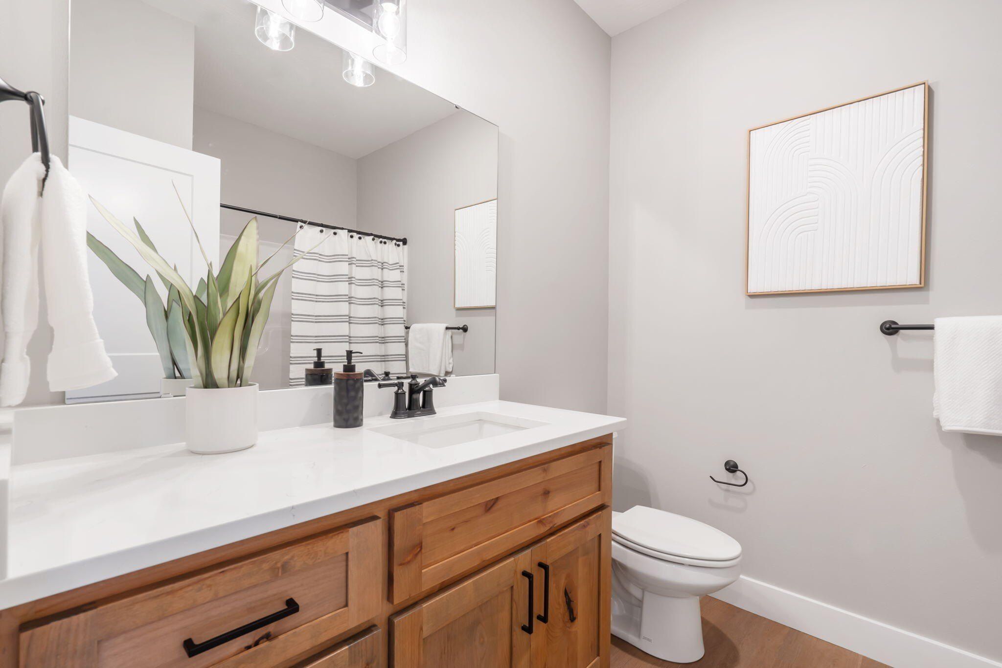 5255 Logan Drive. Battlefield, MO 65619