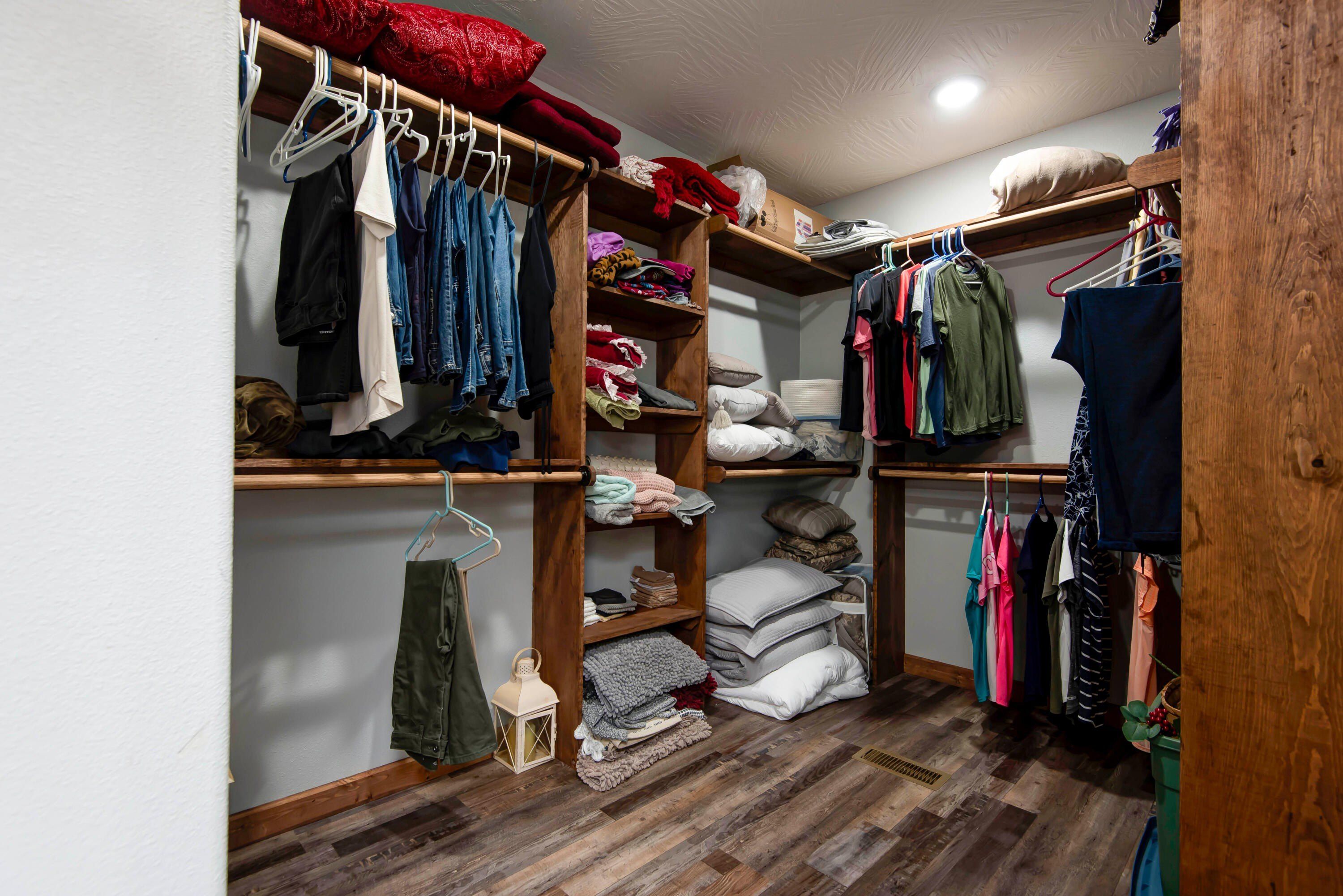 183 Sunshine Avenue. Cabool, MO 65689