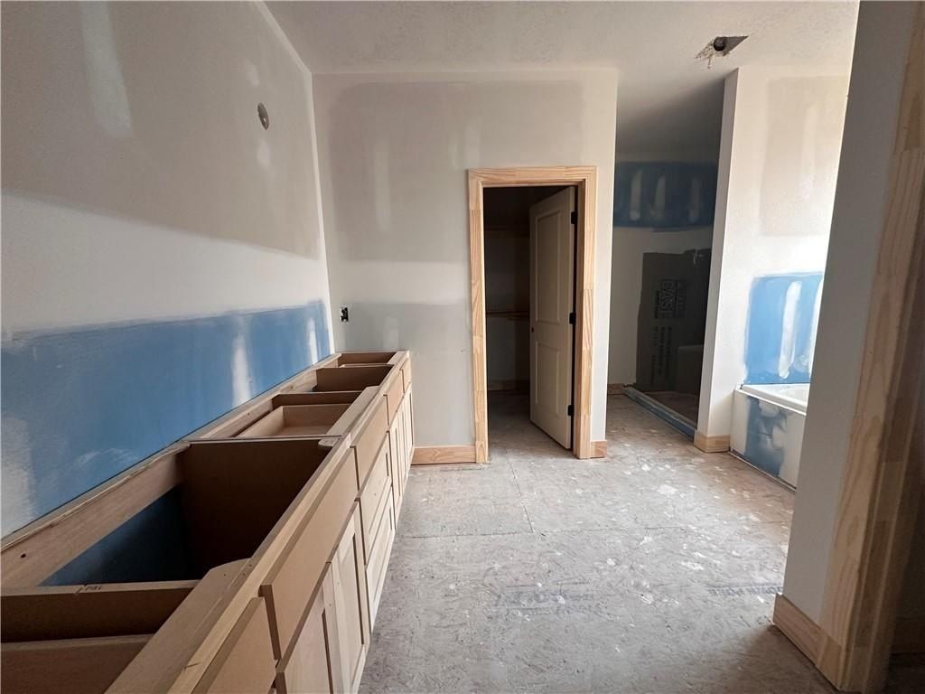 2341 Fishing Lane. Kearney, MO 64060