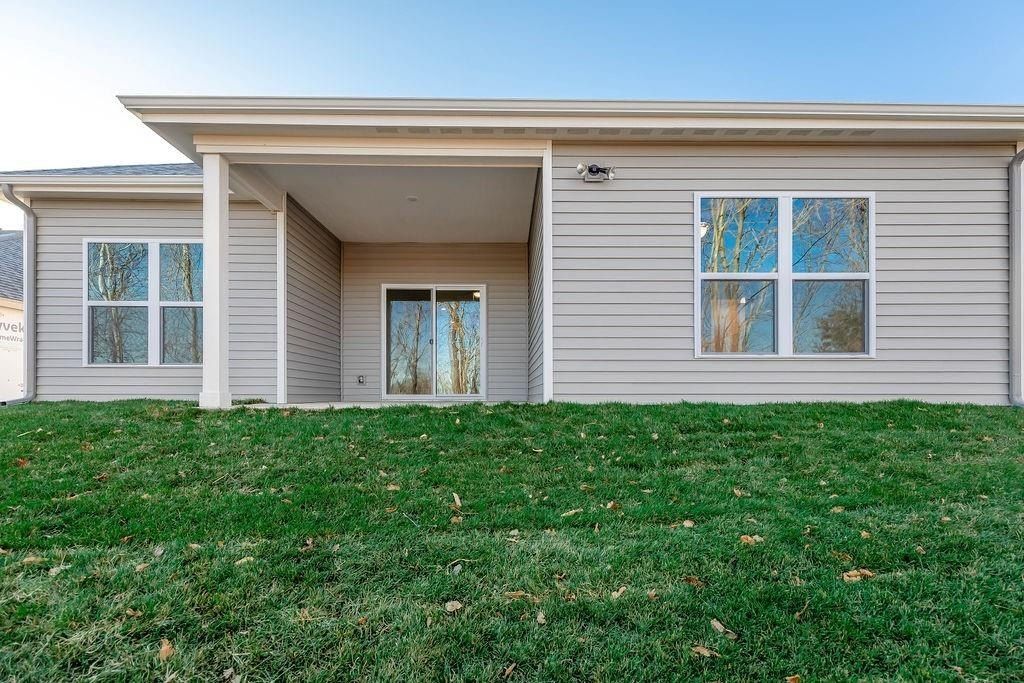 12218 N Rhode Court. Kansas City, MO 64163