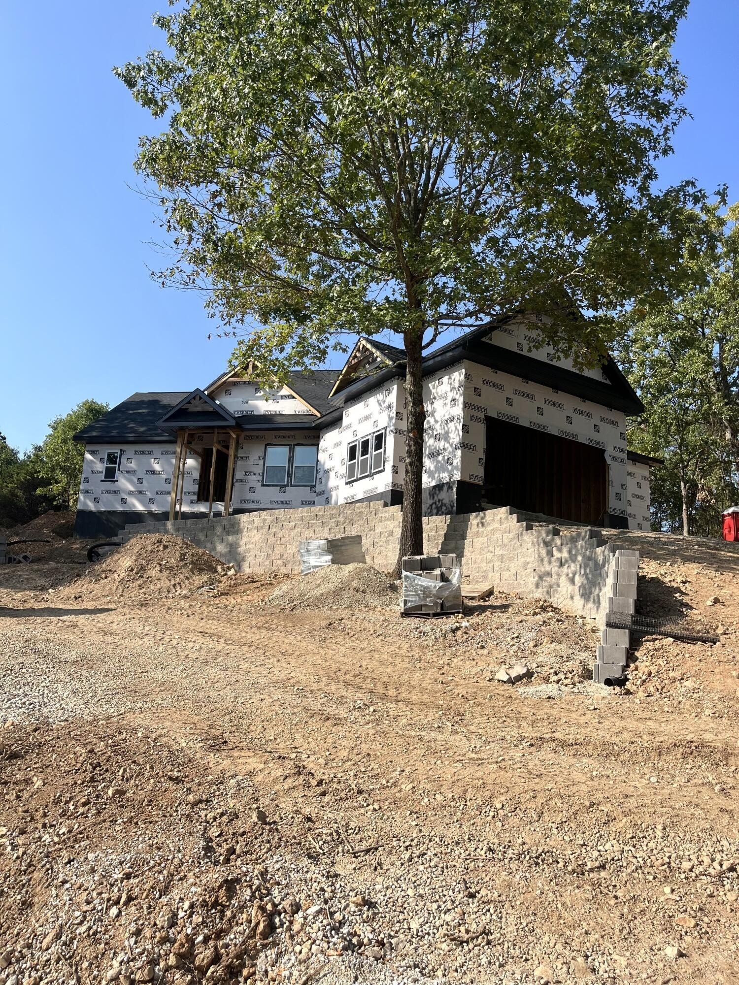 1029 Hanging Branch Ridge. Cape Fair, MO 65624