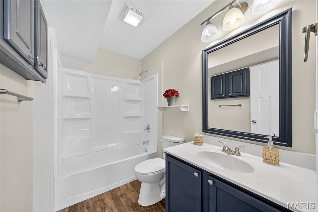 515 Bailey Avenue. Elsberry, MO 63343