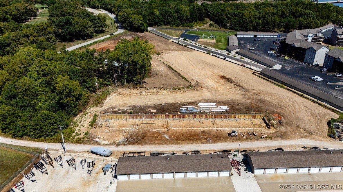 Cedars Drive Unit 10. Camdenton, MO 65020