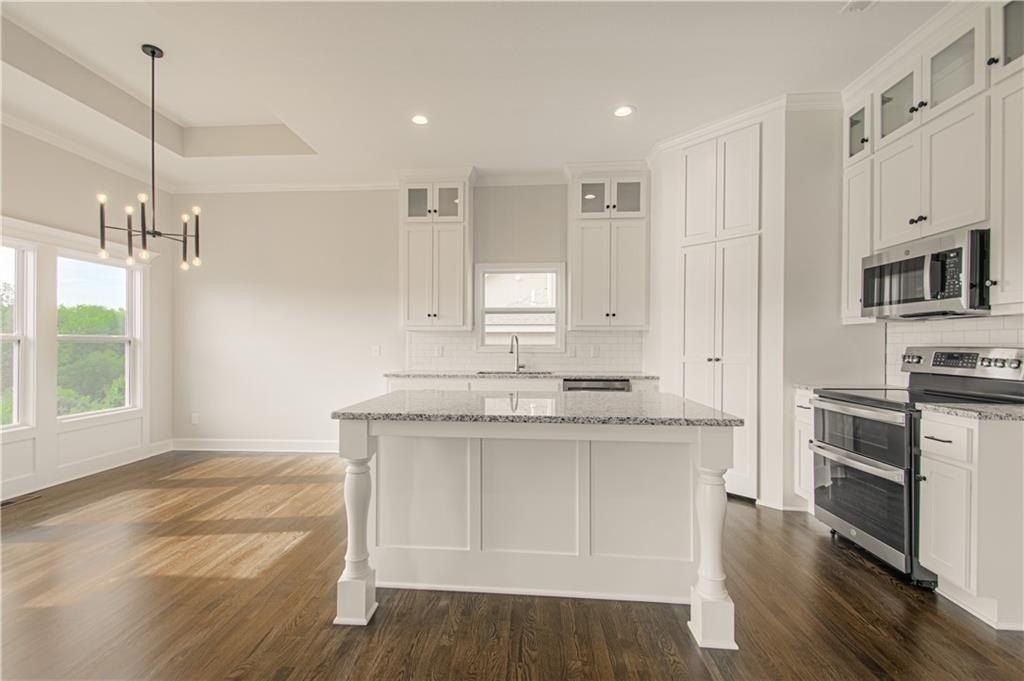 1059 Fir Lane. Liberty, MO 64068