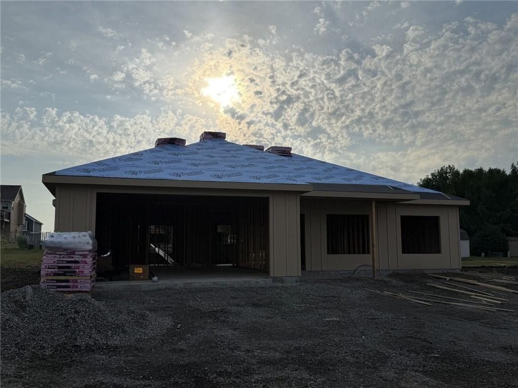 810 Timberline Drive. Cameron, MO 64429