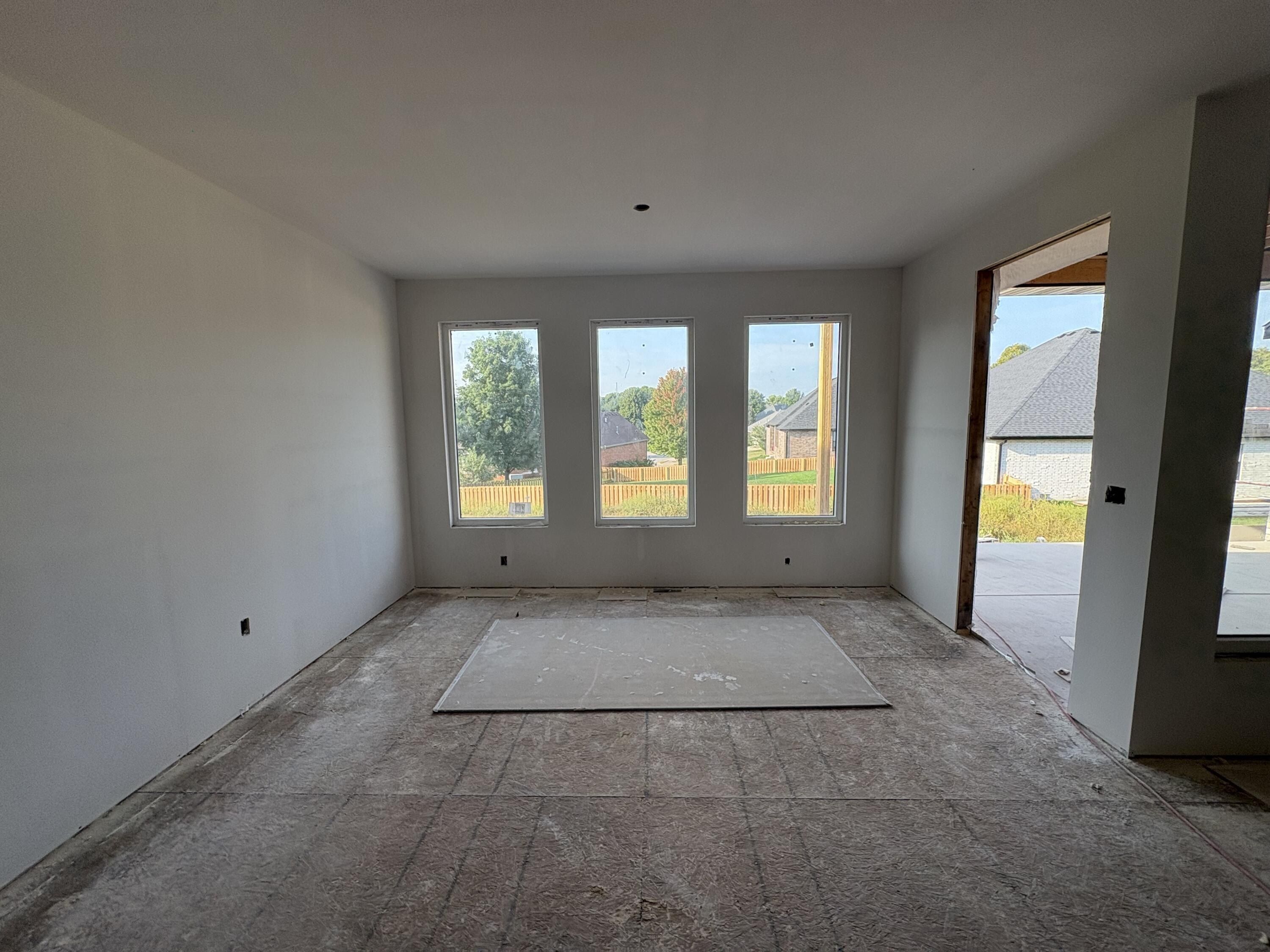 5064 E Ferdinand Court. Springfield, MO 65802