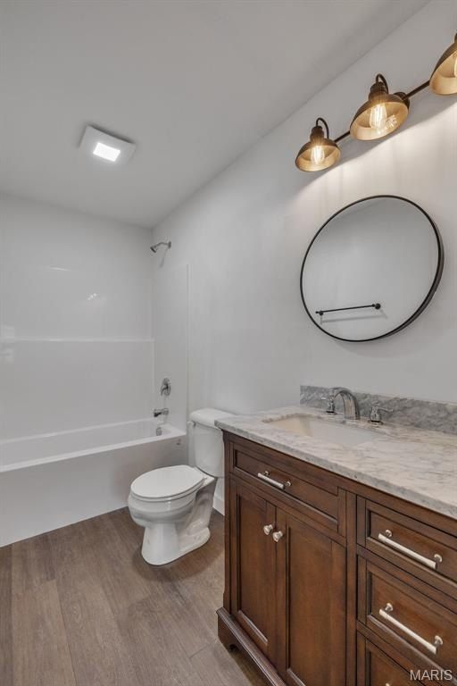 211 Easy Street. De Soto, MO 63020