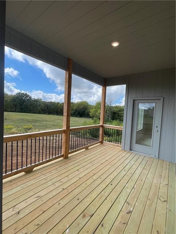 12151 N Forest Court. Kansas City, MO 64165