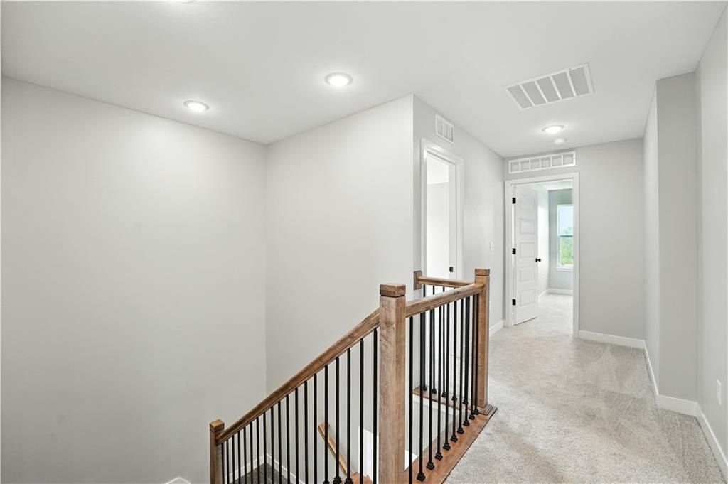 4809 Sw 6Th Terrace. Blue Springs, MO 64014