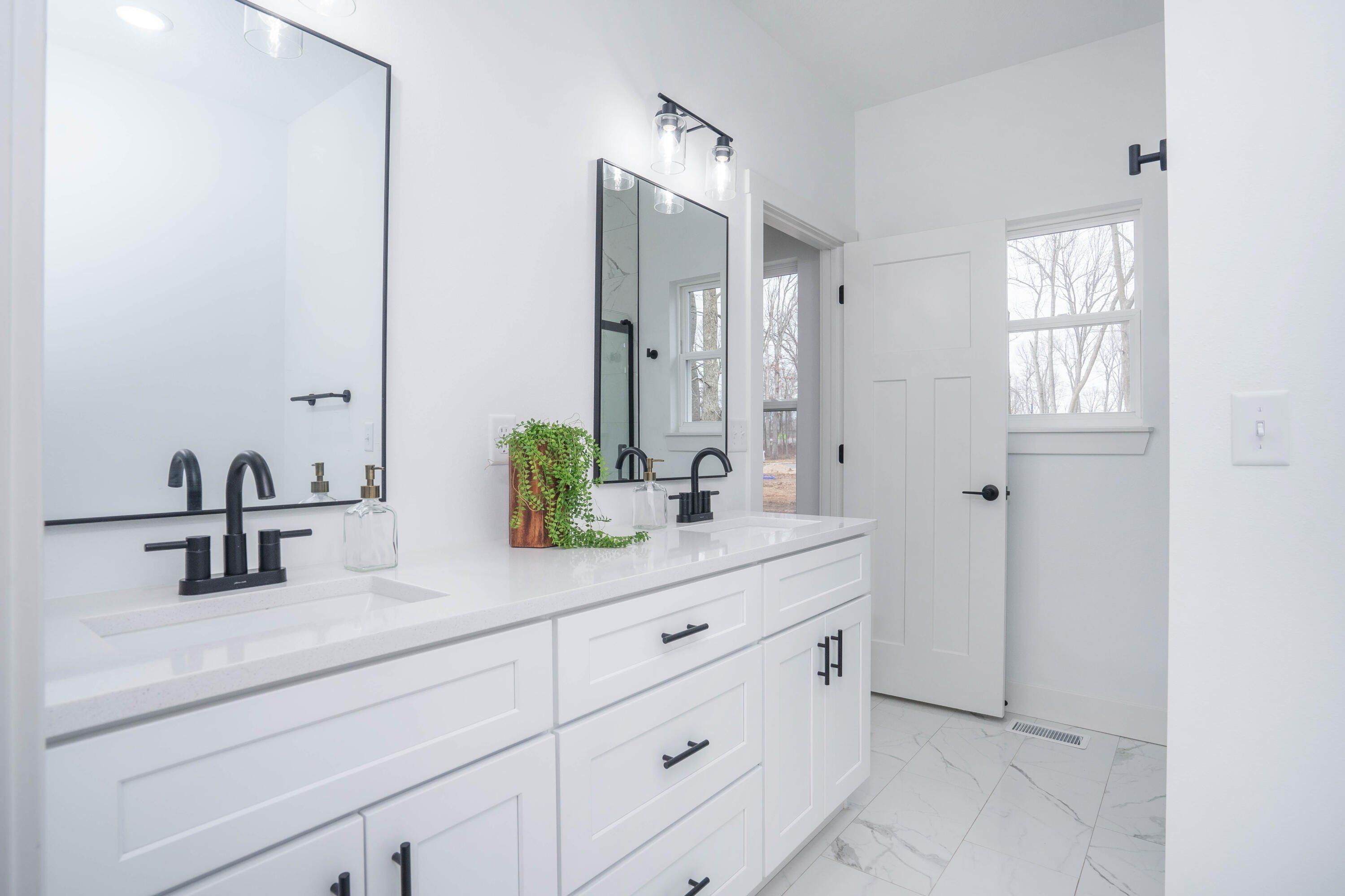 188 E Kelce Lane. Republic, MO 65738