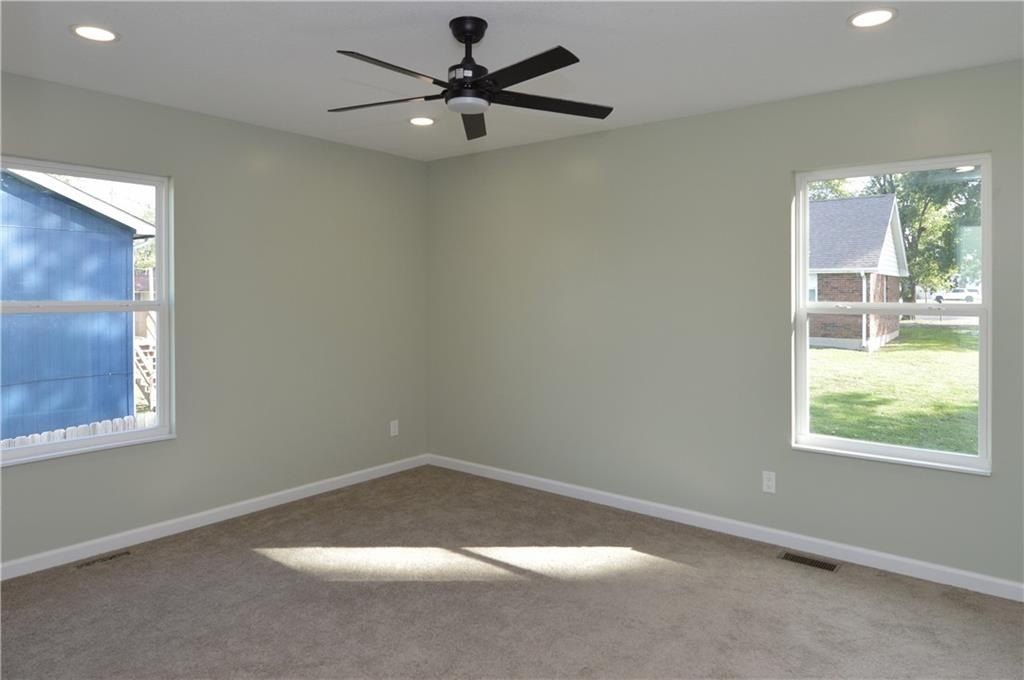 404 Lynn Street. Lawson, MO 64062