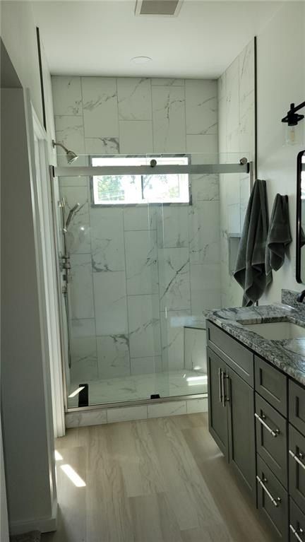 104 Lakeshore Drive. Kimberling City, MO 65686