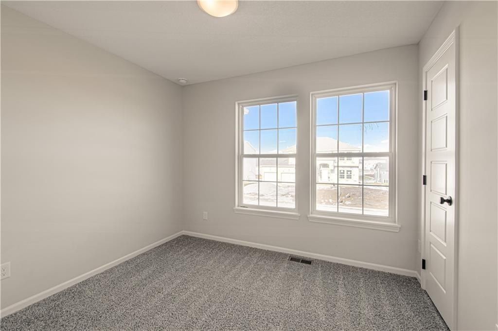 6022 Ne 118Th Terrace. Kansas City, MO 64156