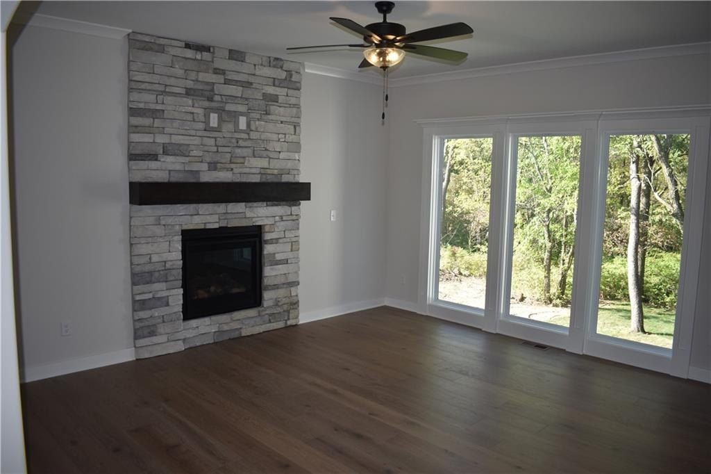 4814 Ne 105Th Street. Kansas City, MO 64156