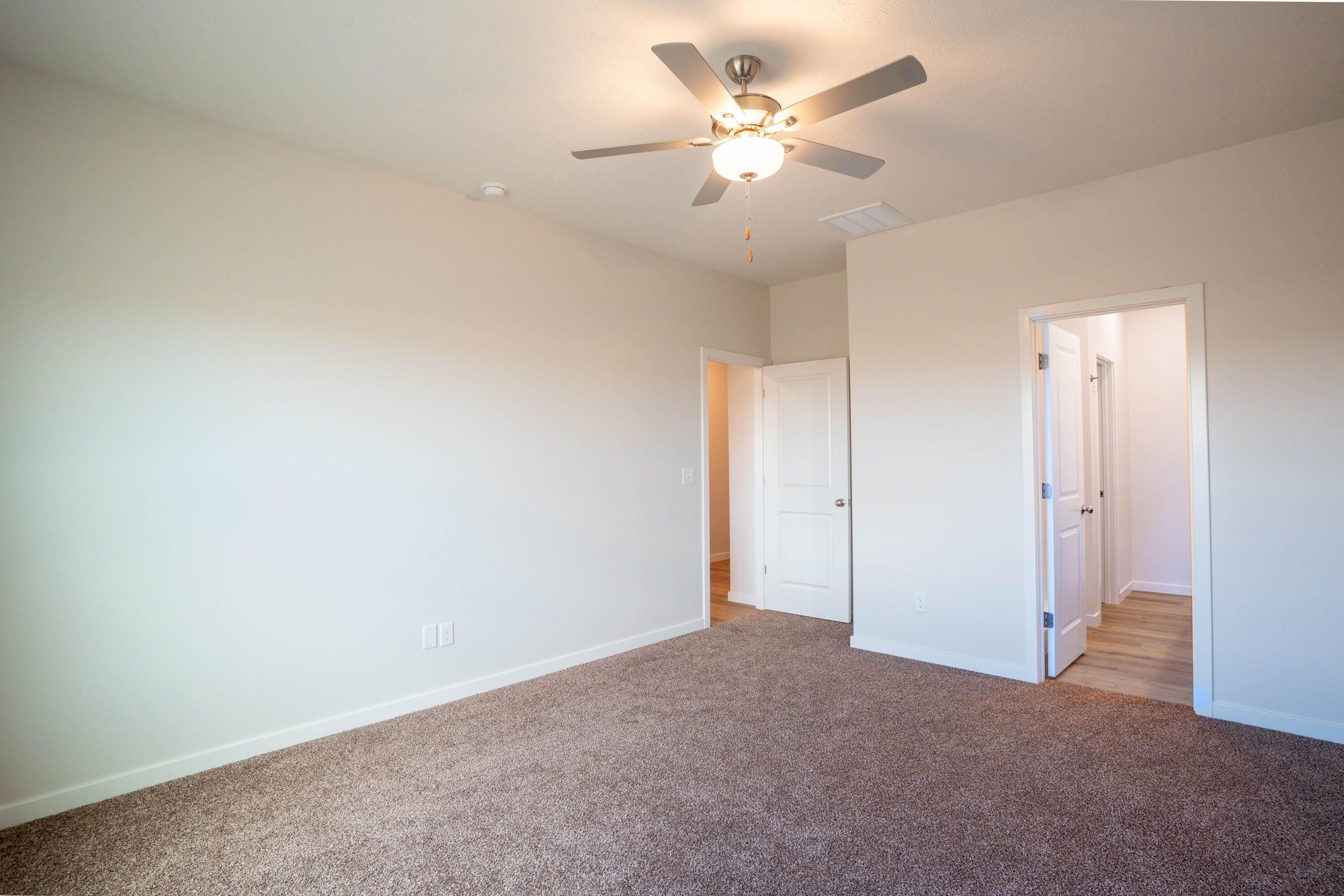 1747 Cash Drive. Mount Vernon, MO 65712