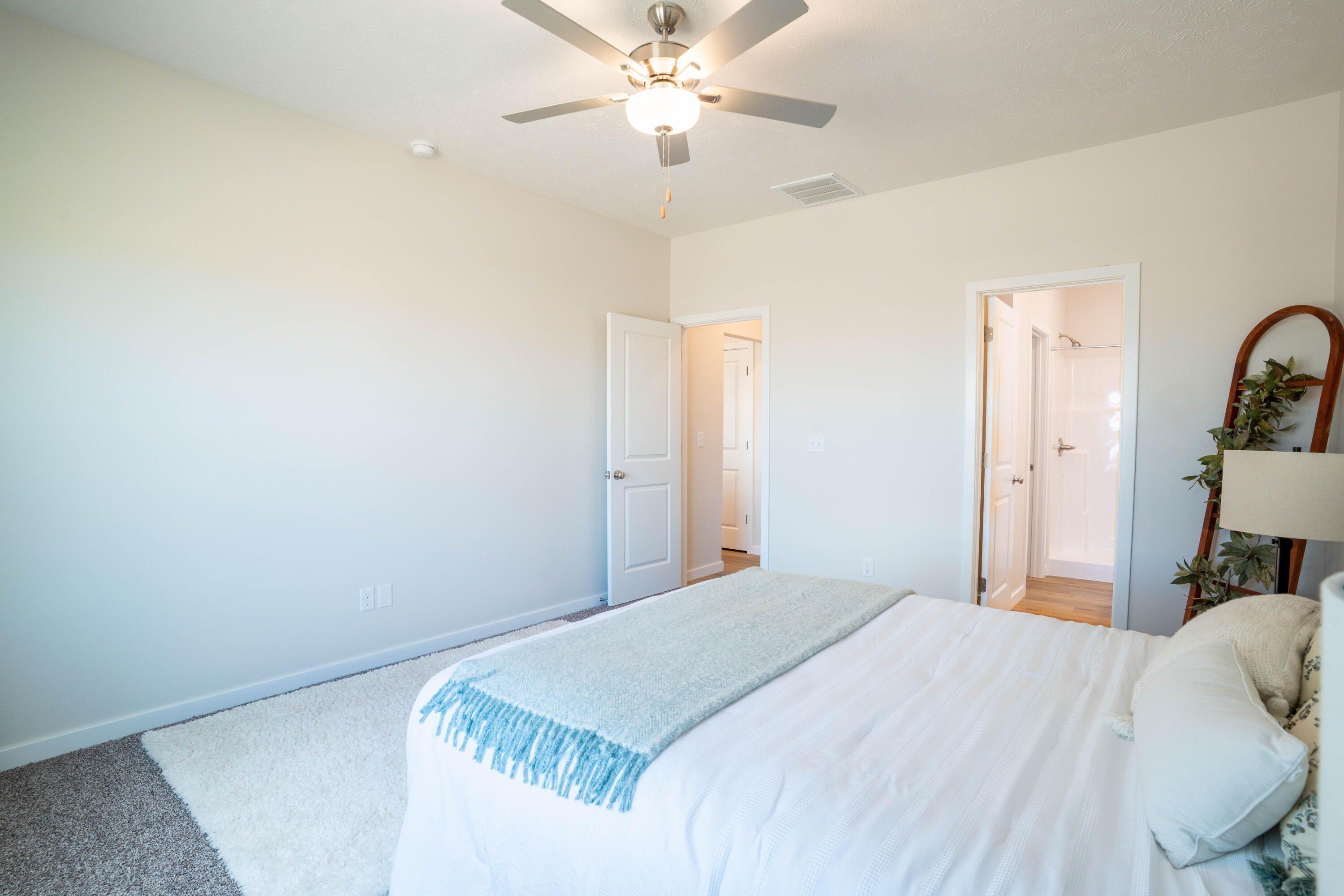 1759 Cash Drive. Mount Vernon, MO 65712