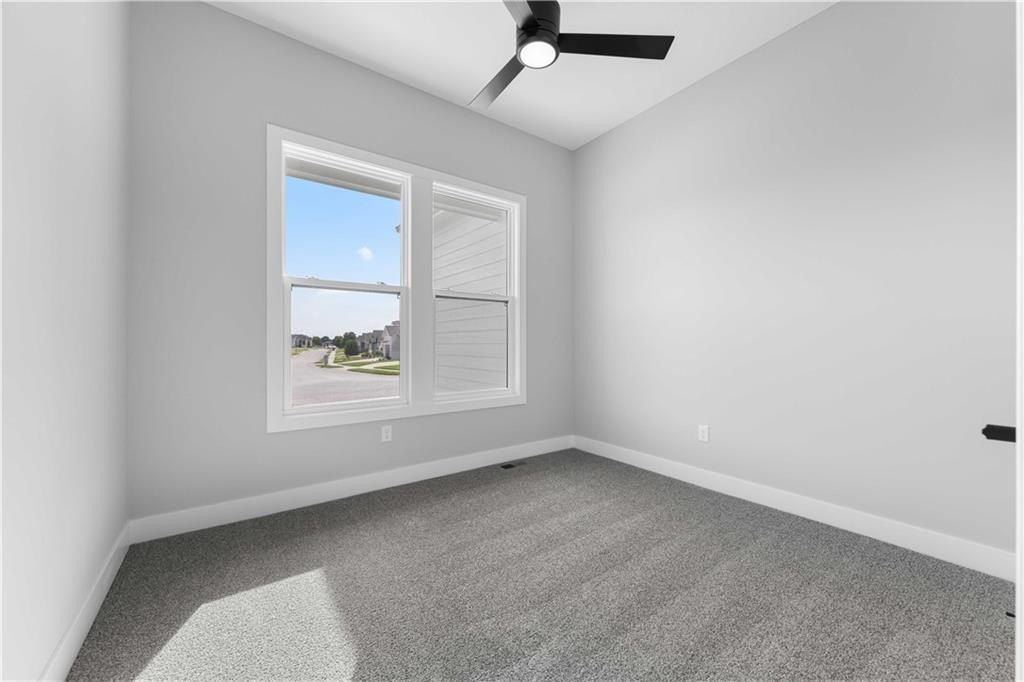 4845 Nw Martin Street. Riverside, MO 64150