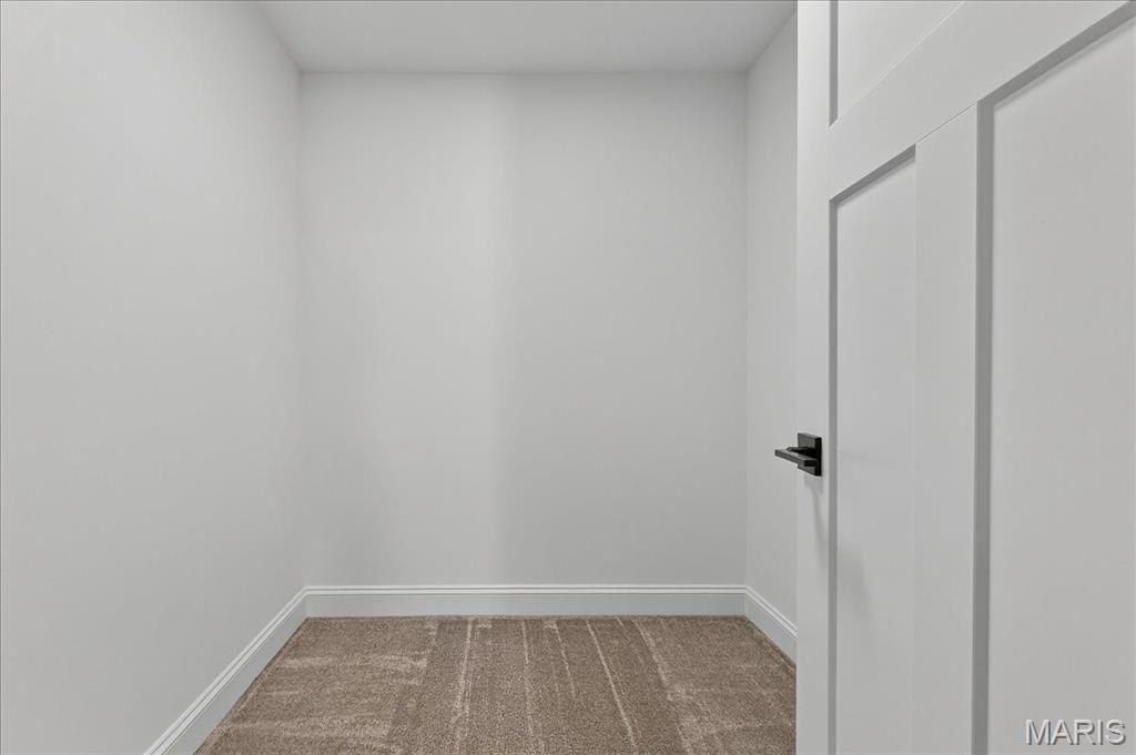 506 Coverdale Lane. Kirkwood, MO 63122