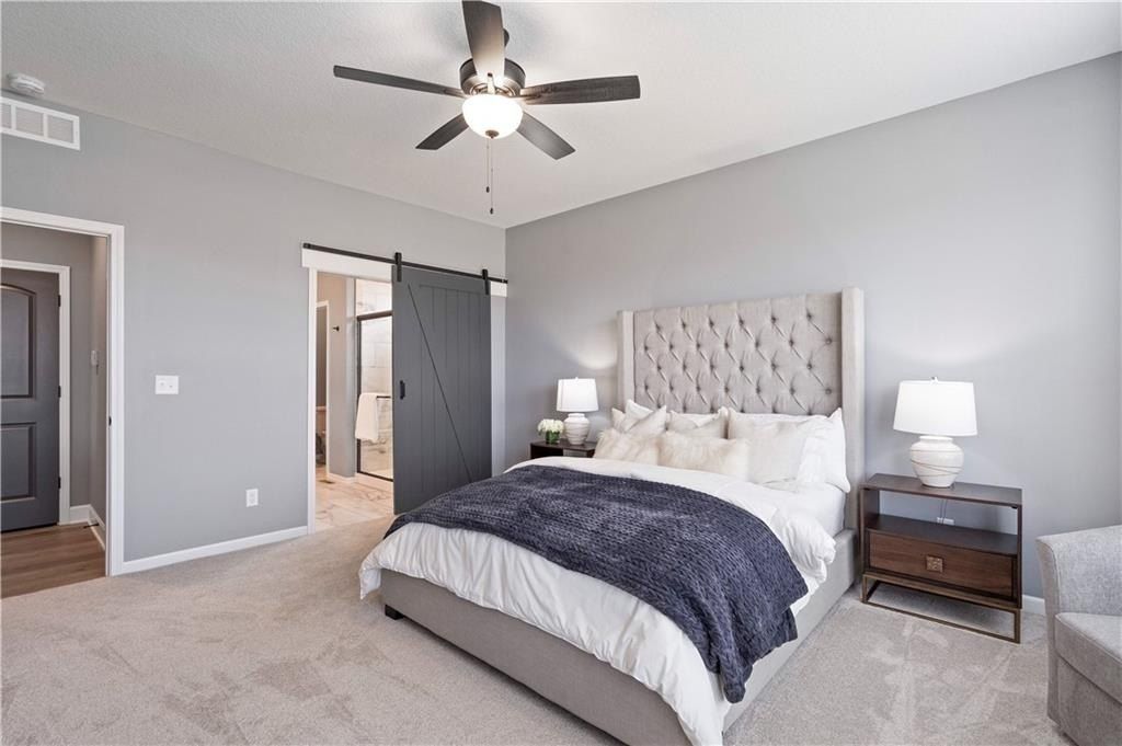 124 Nw Mulberry Court. Blue Springs, MO 64014