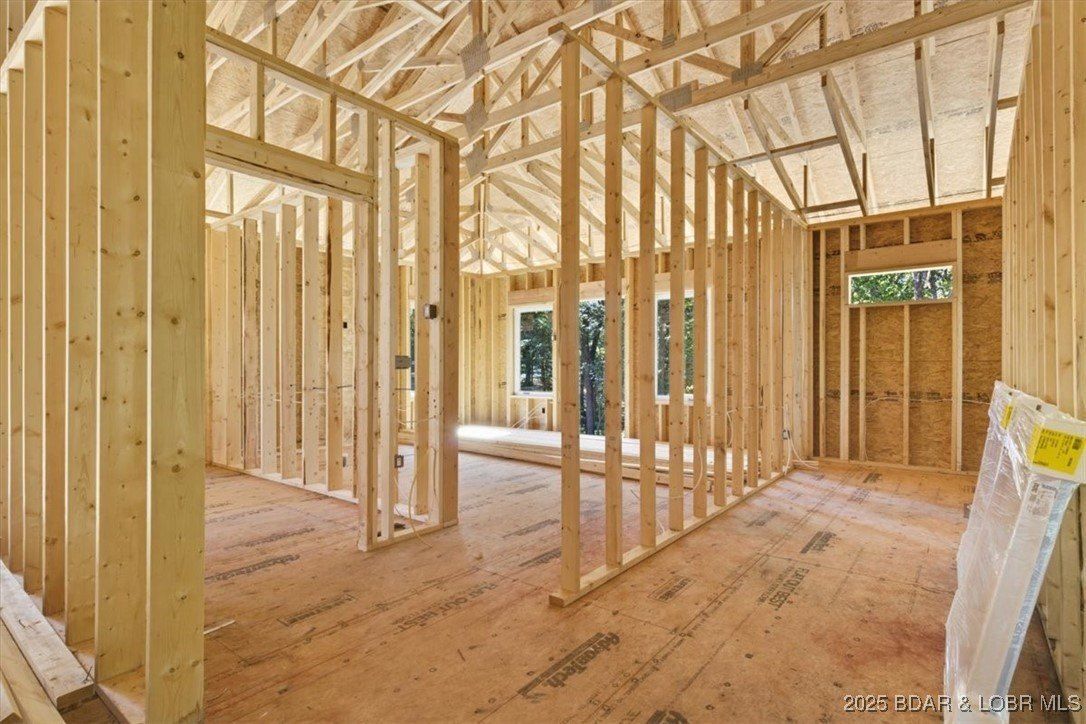 Kingsman Drive Lot 13. Camdenton, MO 65020