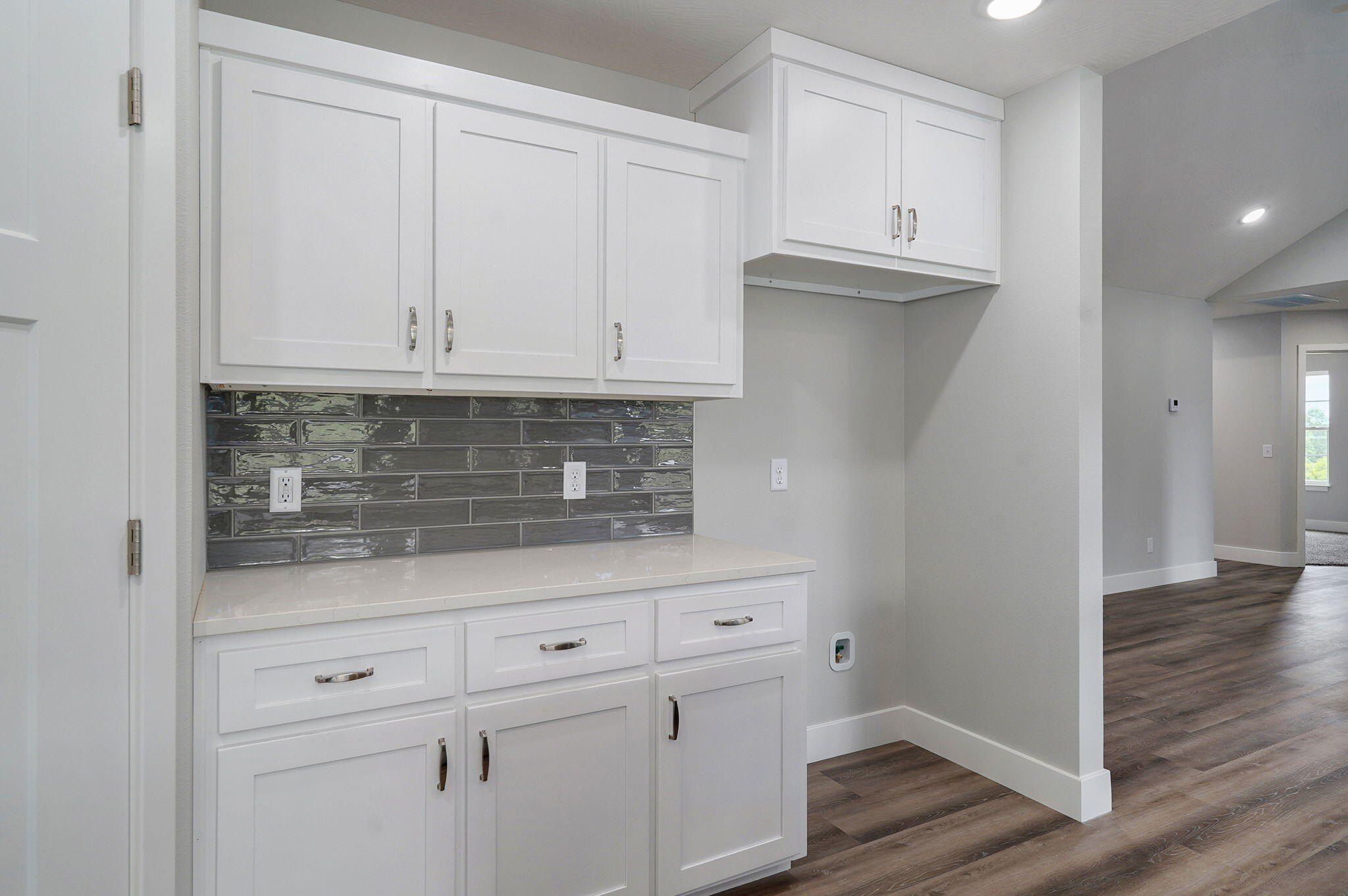 145 S Blazing Star Lane. Nixa, MO 65714