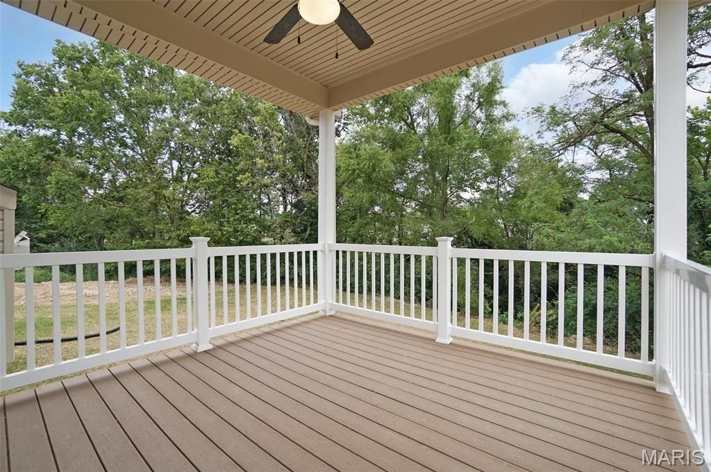 2392 Fiddlers Close Road. Washington, MO 63090