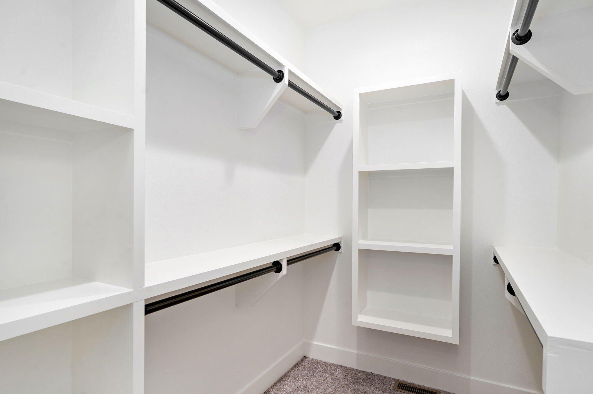 1441 N Collins Drive. Republic, MO 65738