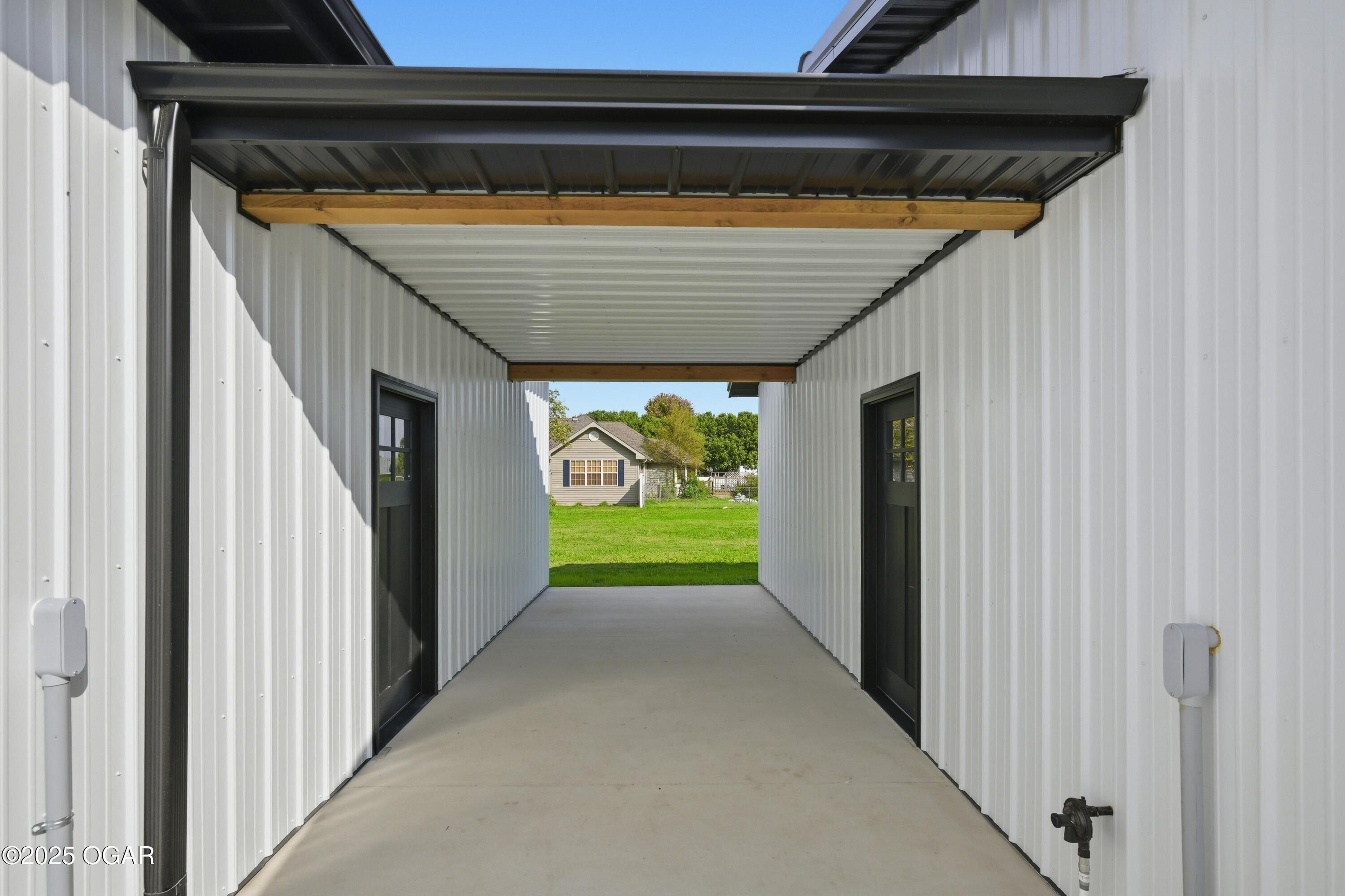 11982 Gaiety Lane. Carthage, MO 64836