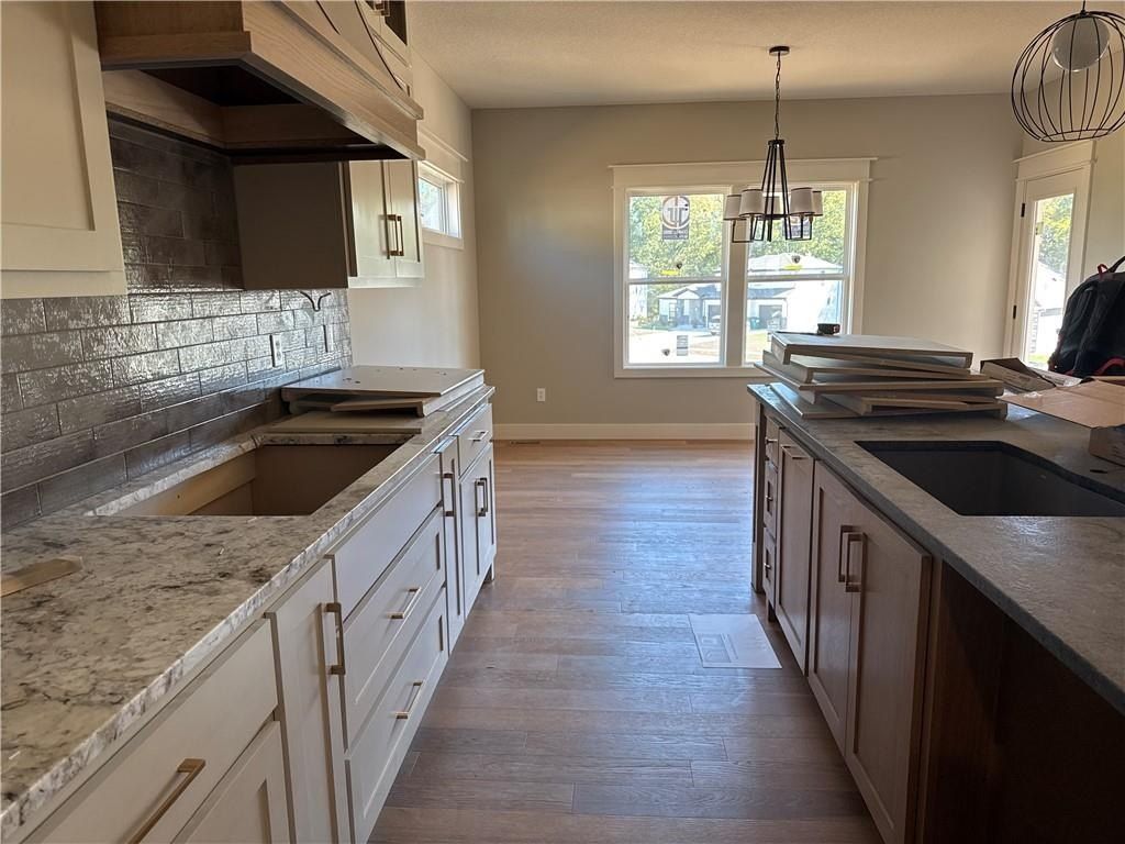 12765 Nw Larkspur Lane. Platte City, MO 64079