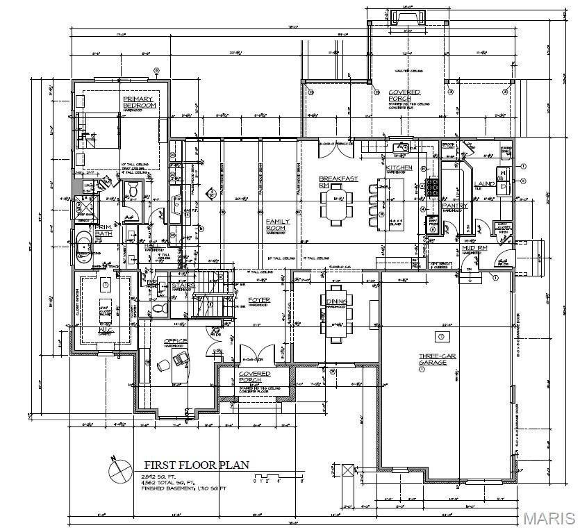 1741 Pine Hill Drive. Des Peres, MO 63131