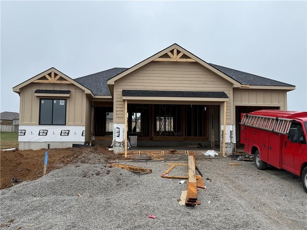 620 Jensen Court. Blue Springs, MO 64014