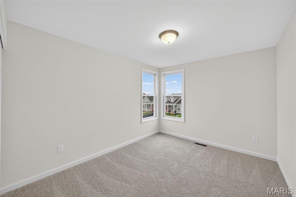 3039 Pirogue Street. Saint Charles, MO 63301