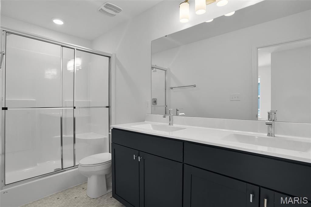 7119 Trainor Place. Saint Louis, MO 63116