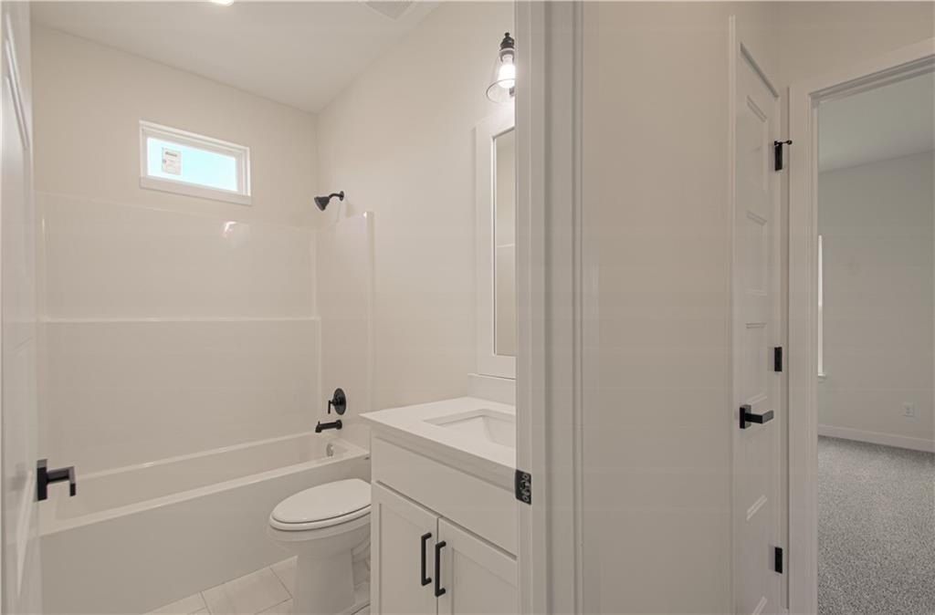 2211 Prairie Creek Drive. Kearney, MO 64060