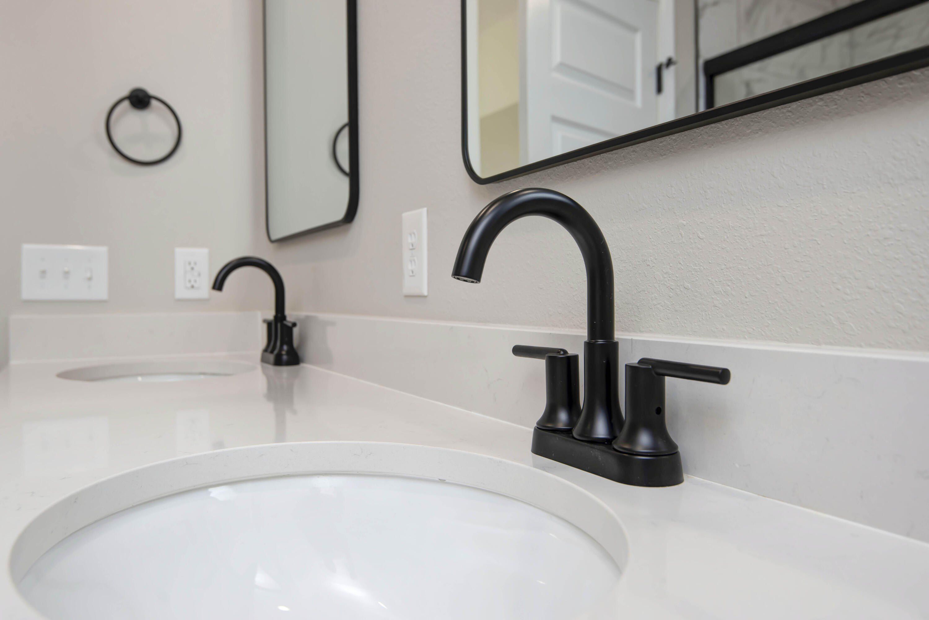 859 E Virginia Lane. Nixa, MO 65714