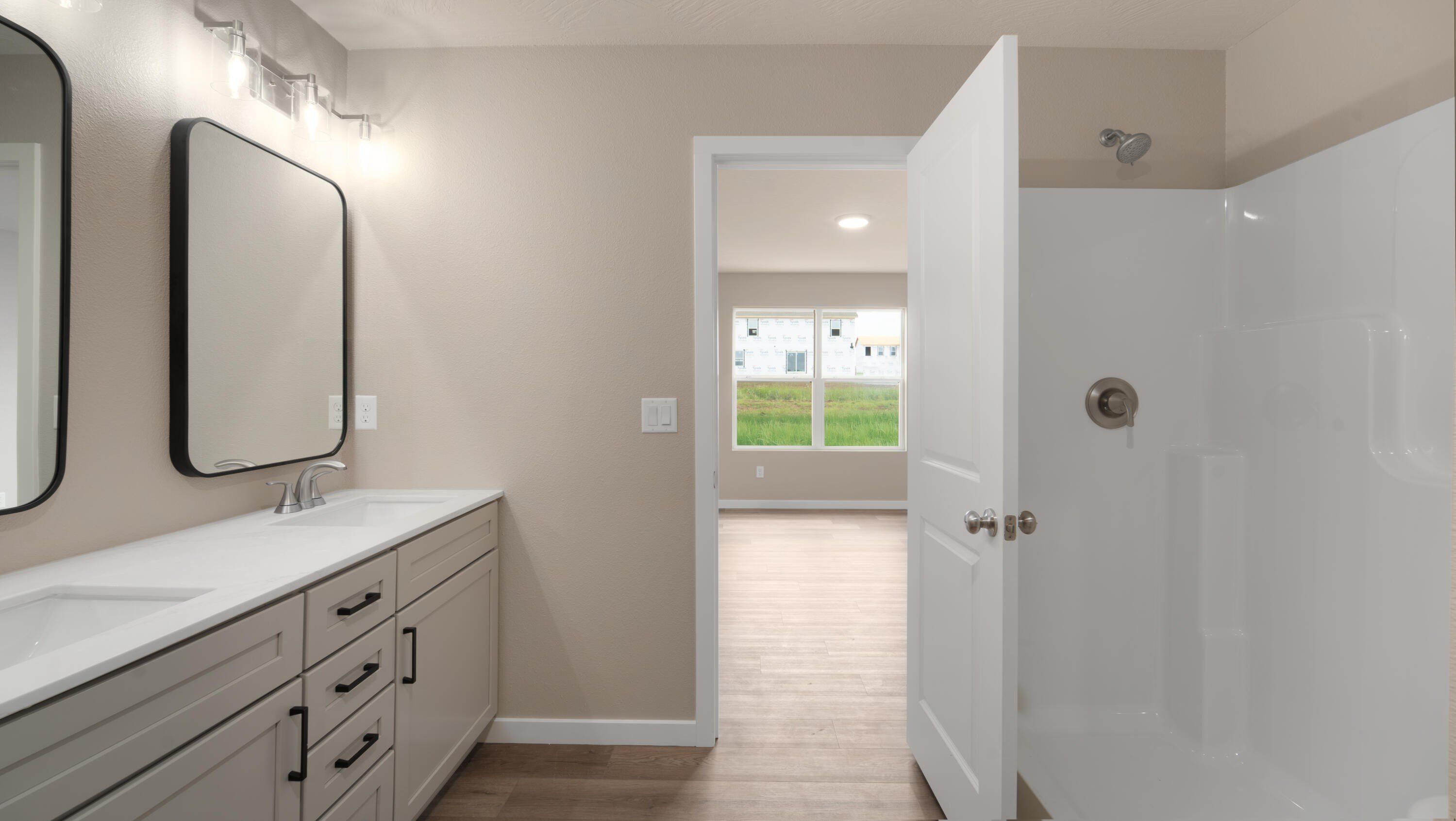 779 Bent Tree Avenue. Willard, MO 65781