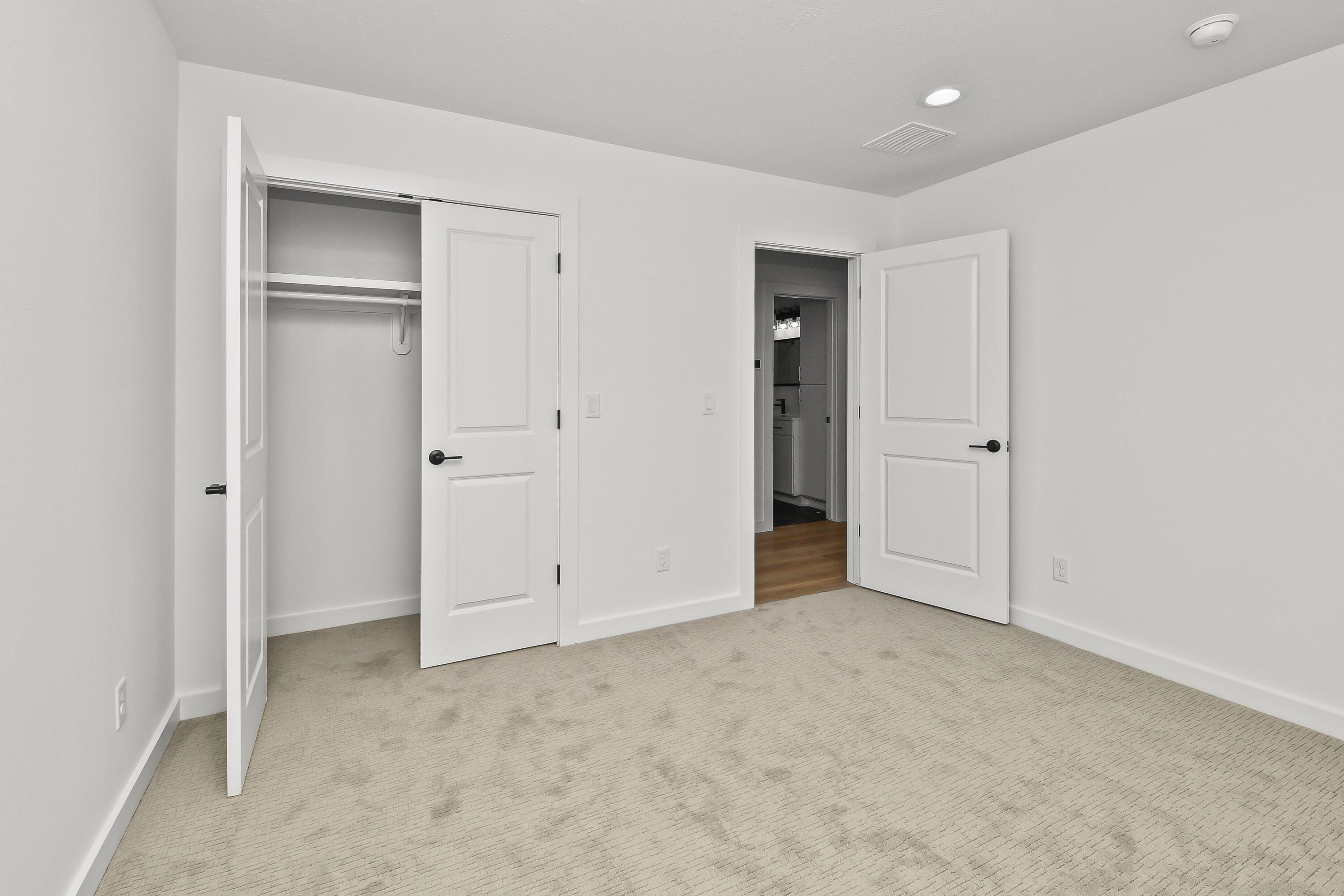 3810 E Cherry Street. Springfield, MO 65809