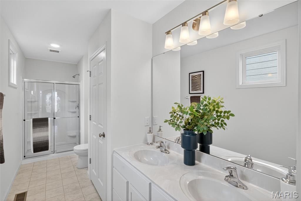 5010 Becks Landing Lane. Saint Charles, MO 63301