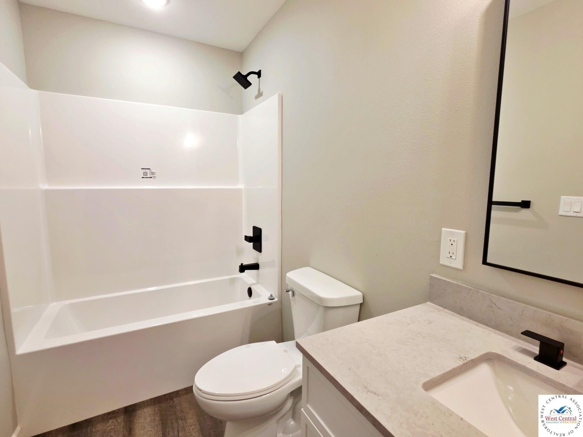 910 E 5Th. Sedalia, MO 65301